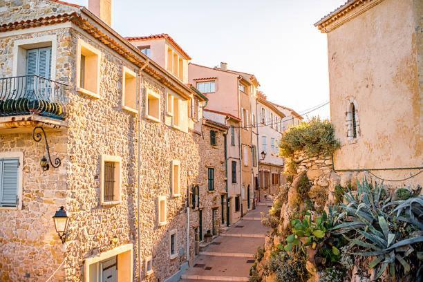 Amazing New Property In The Heart Of The Old Town Of Antibes Exteriér fotografie